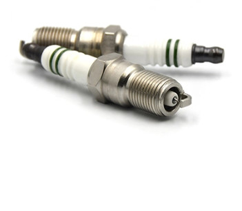 comprar La bujía original del platino del iridio Q6RTIP-13 substituye al campeón S10YCC del coche NGK BP6EFS Bosch H6DC Autolite 103 de FAW MAZDA Fabricación en línea