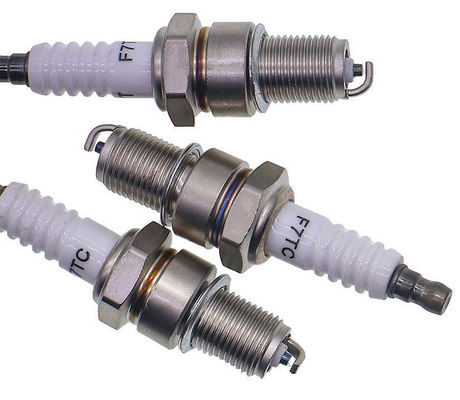 comprar Bujías autos F7TC F6tc equivalente de la economía de combustible Wr7dc + W20ep-U Fabricación en línea