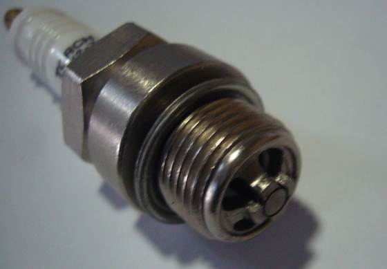 comprar Bujía industrial R1B12-77 del generador de serie del campeón RB75N Fabricación en línea
