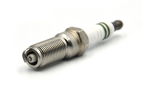 Enchufe de chispas para automóviles para NGK IFR5A11, DENSO SK16R11, Champion RC8WYPB4