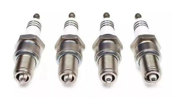 La referencia recíproca de la bujía de K6rtc viene de tecnología japonesa de la marca